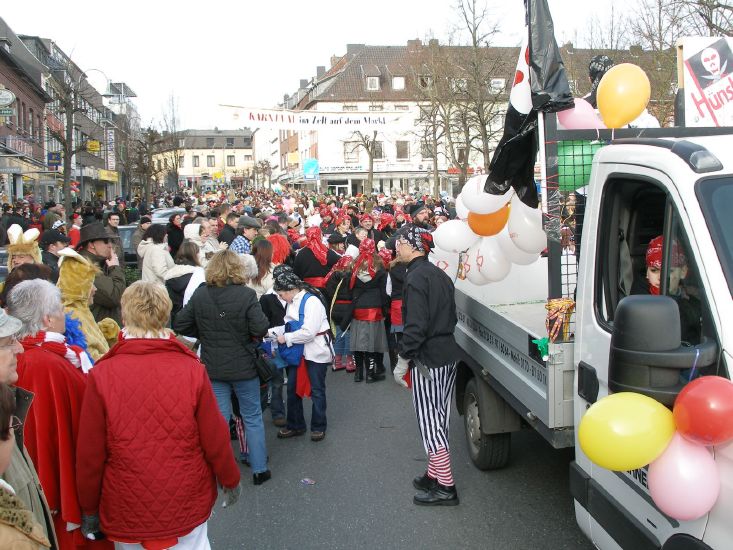3.2.08 Umzuege Glk, Sueggerath, Prummern 029.jpg